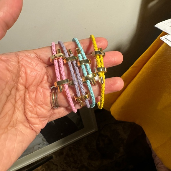 Freshwater Pearl Bracelet from Philippines - Picture 11 of 14